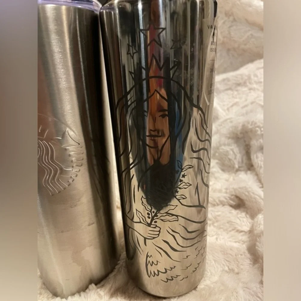 Set of 2 Starbucks coffee cups‎